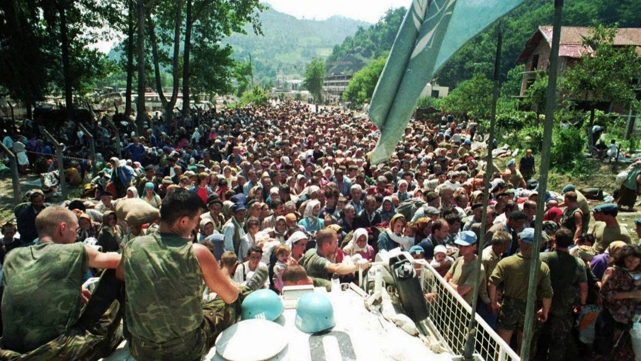İnsanlık Tarihindeki En Karanlık Sayfalardan biri: Srebrenica Katliamı