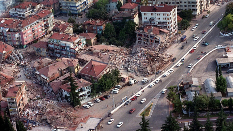 Marmara depreminden 26 yıl geçti